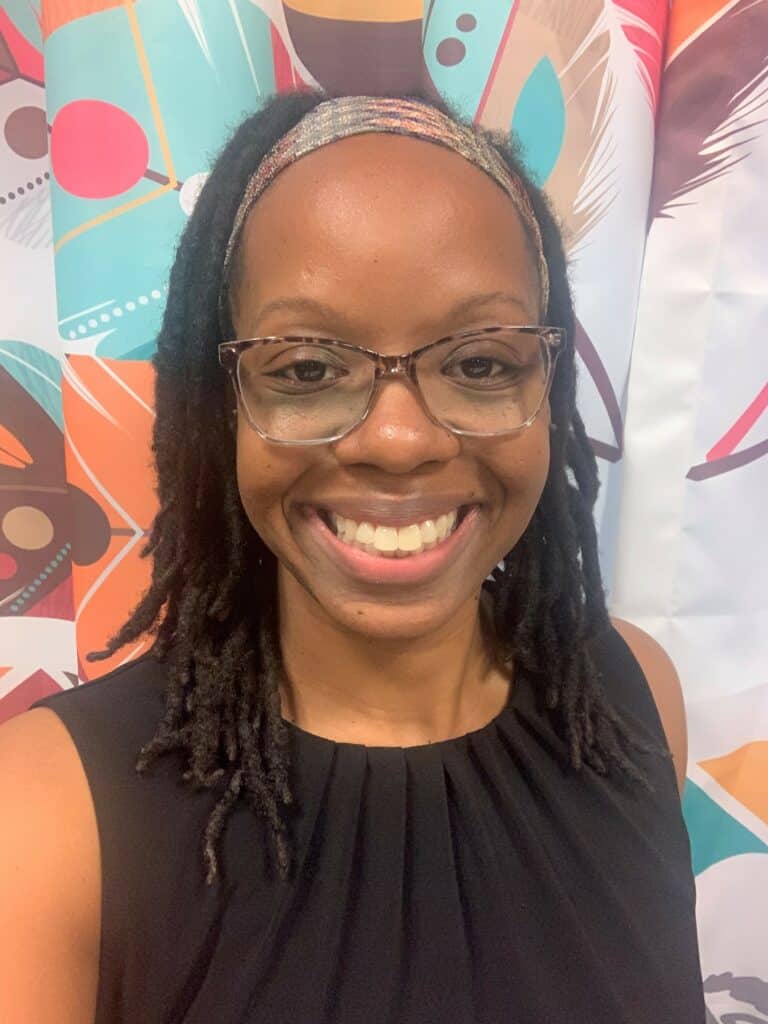 profile pic1 justine shelton